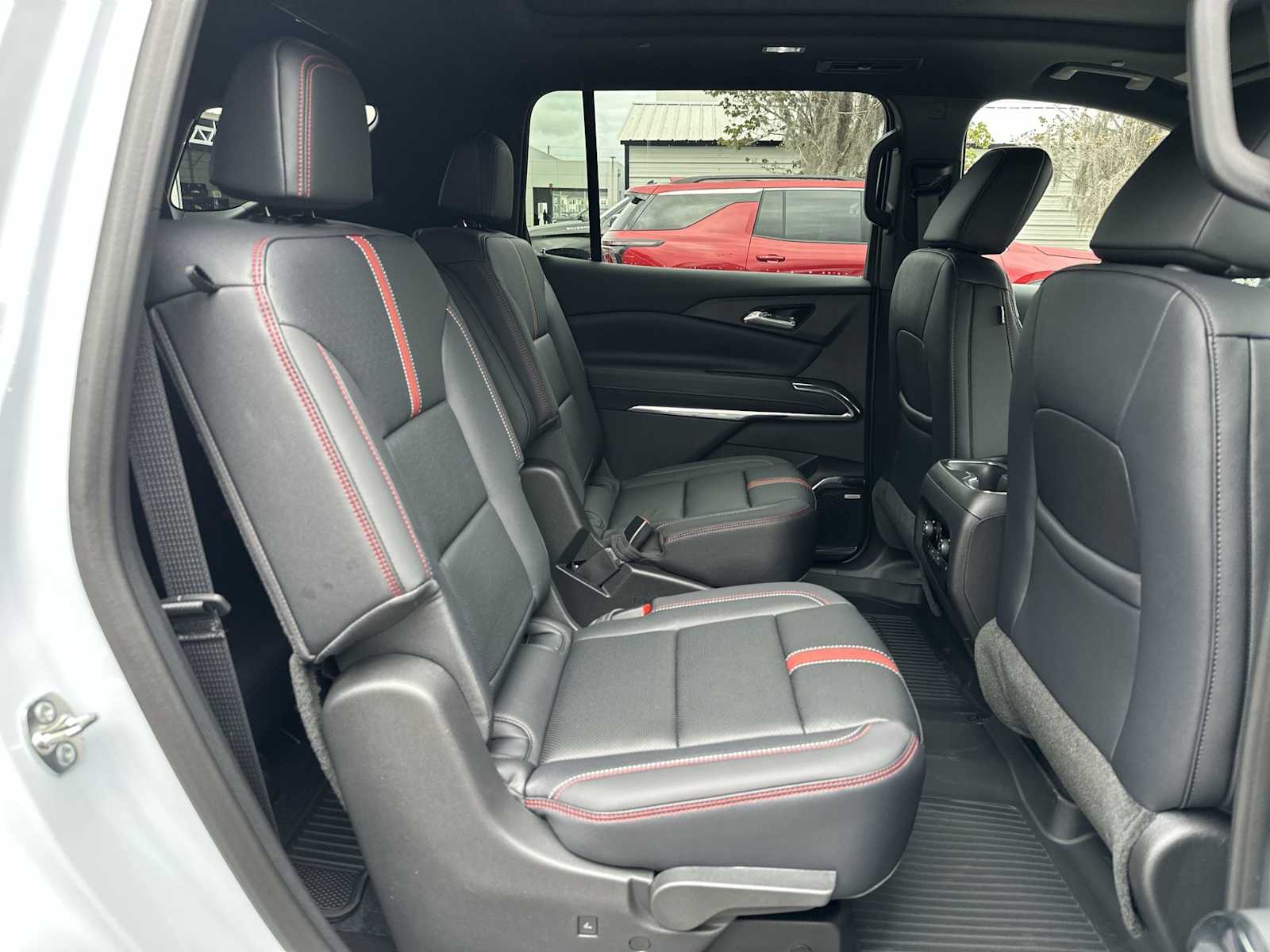 Thumbnail: 2026 Chevrolet Traverse - 19