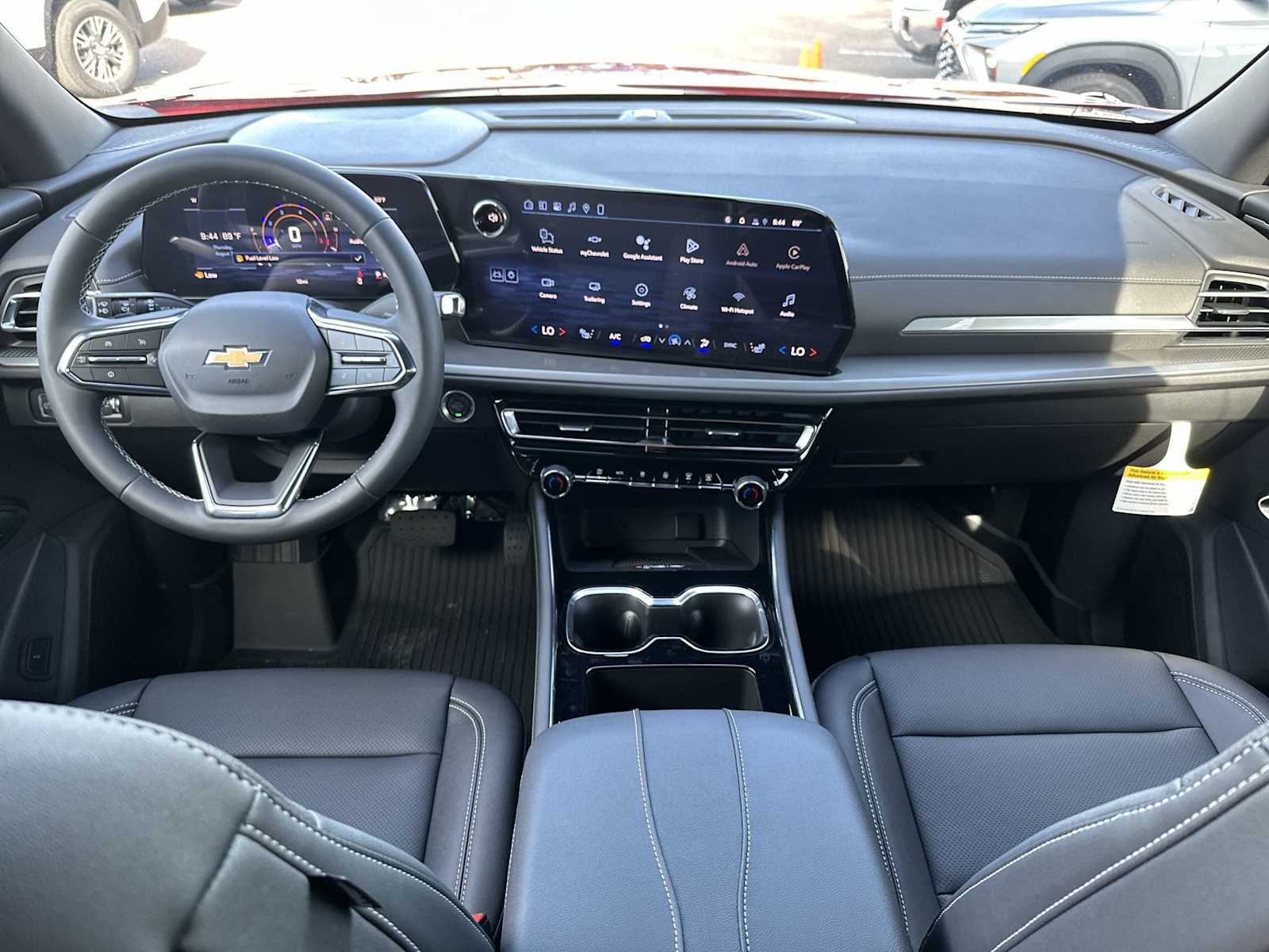 Thumbnail: 2026 Chevrolet Traverse - 14