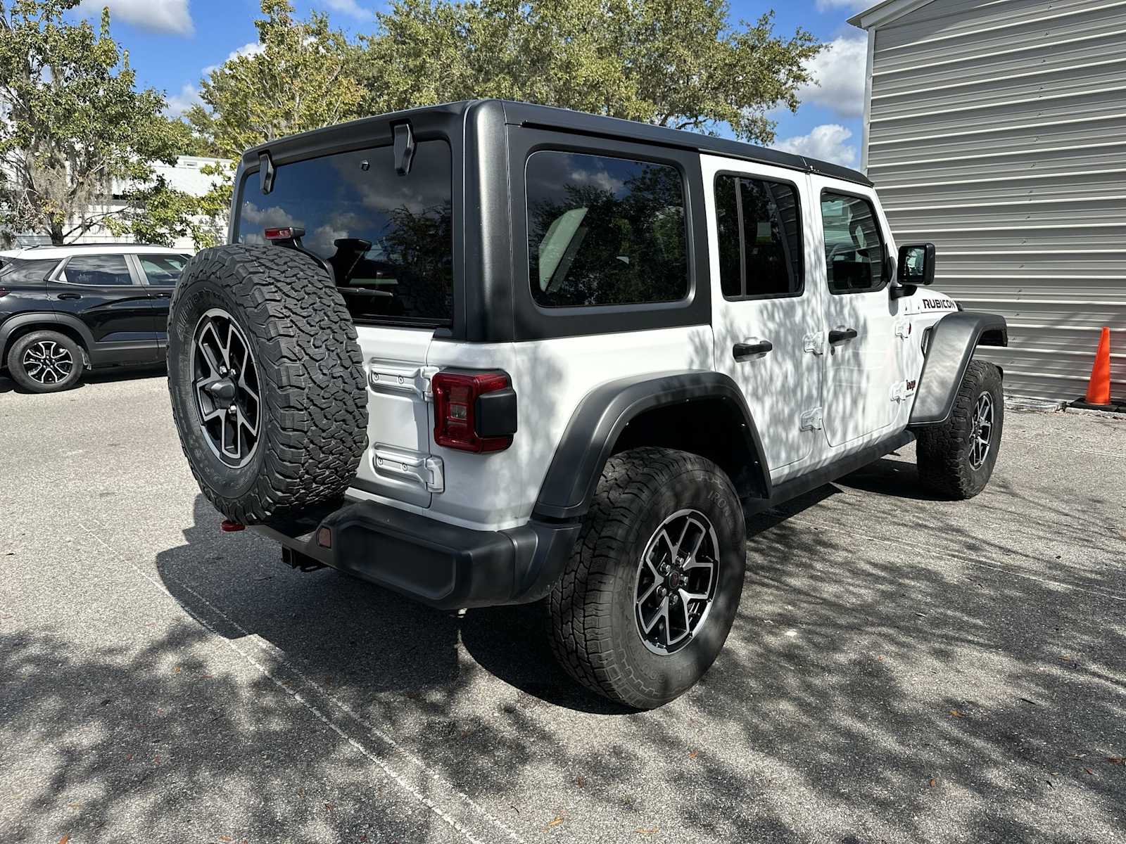 Thumbnail: 2024 Jeep Wrangler - 5