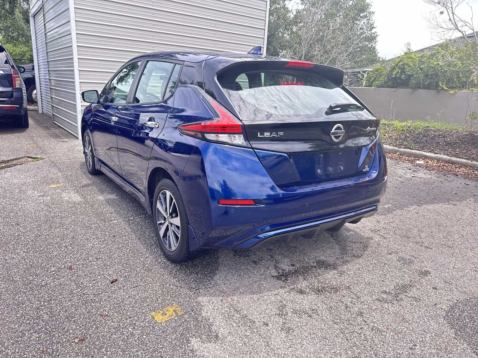 Thumbnail: 2021 Nissan Leaf - 4