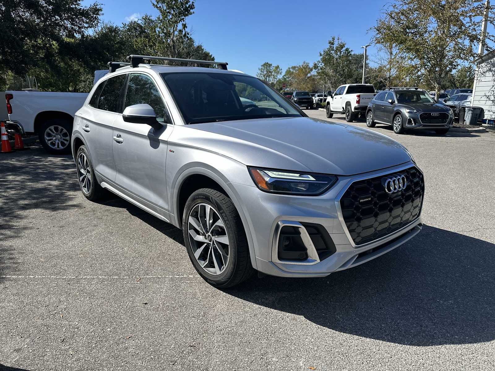 Thumbnail: 2024 Audi Q5 - 8