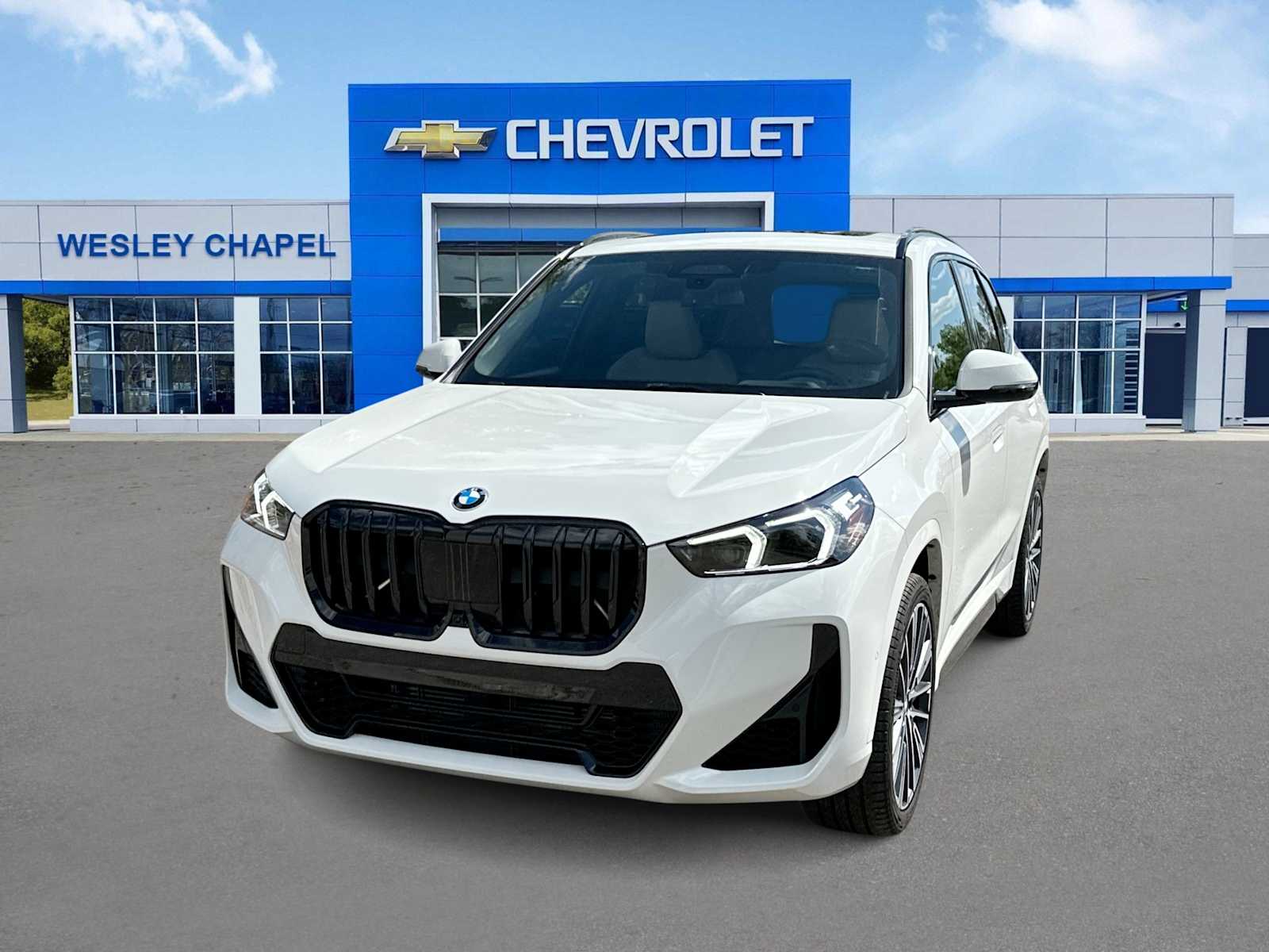 Thumbnail: 2024 BMW X1 - 1