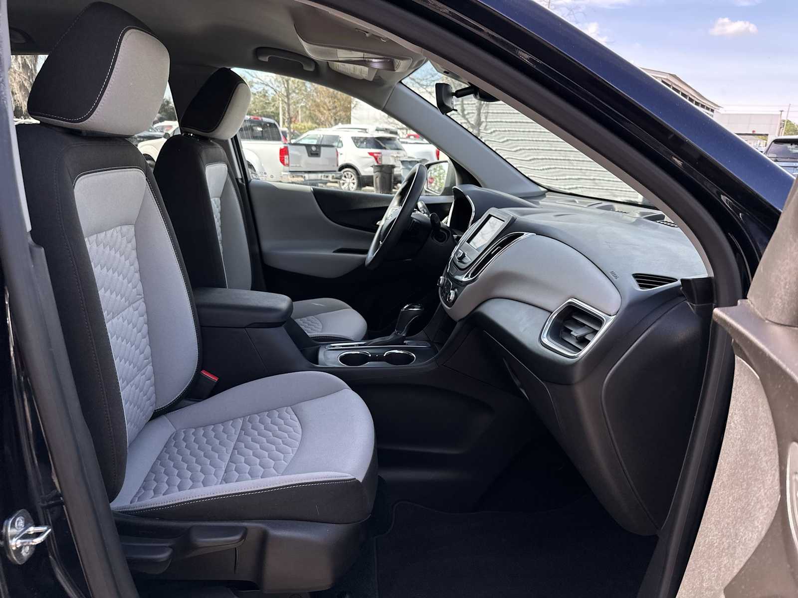 Thumbnail: 2020 Chevrolet Equinox - 19