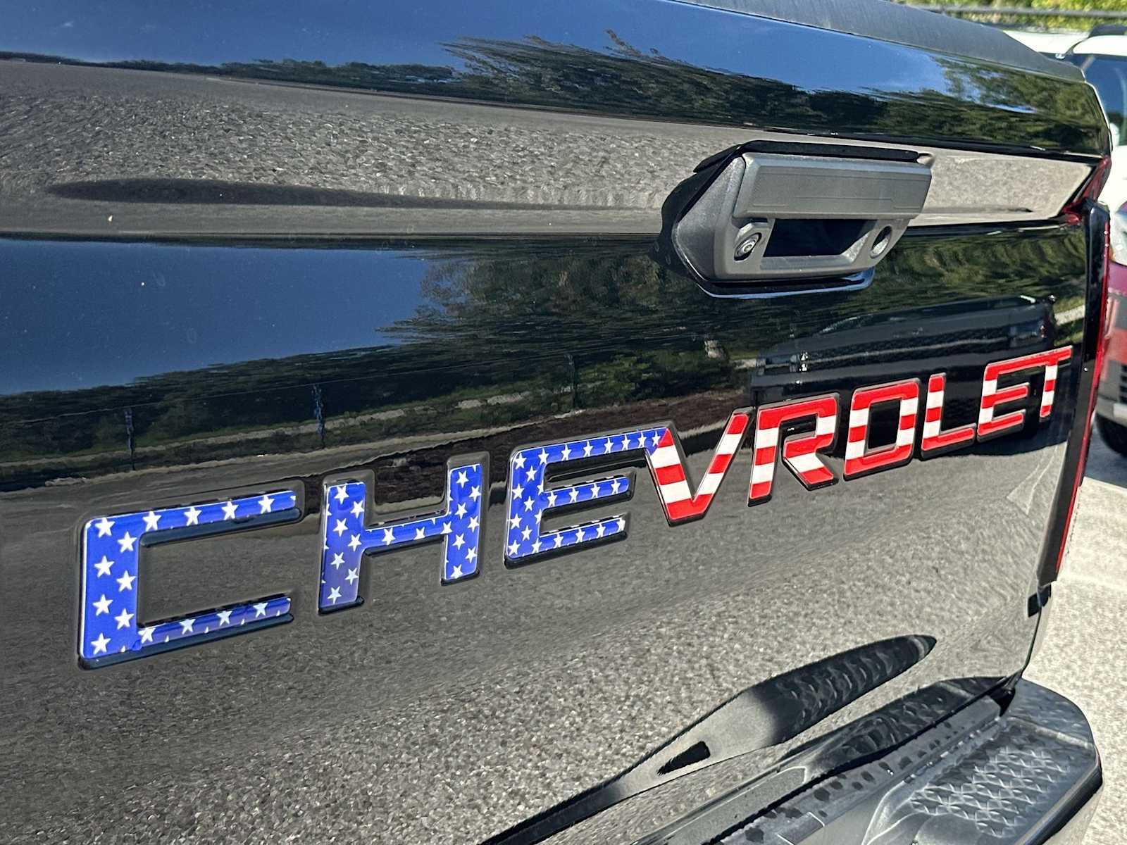 Thumbnail: 2024 Chevrolet Colorado - 10
