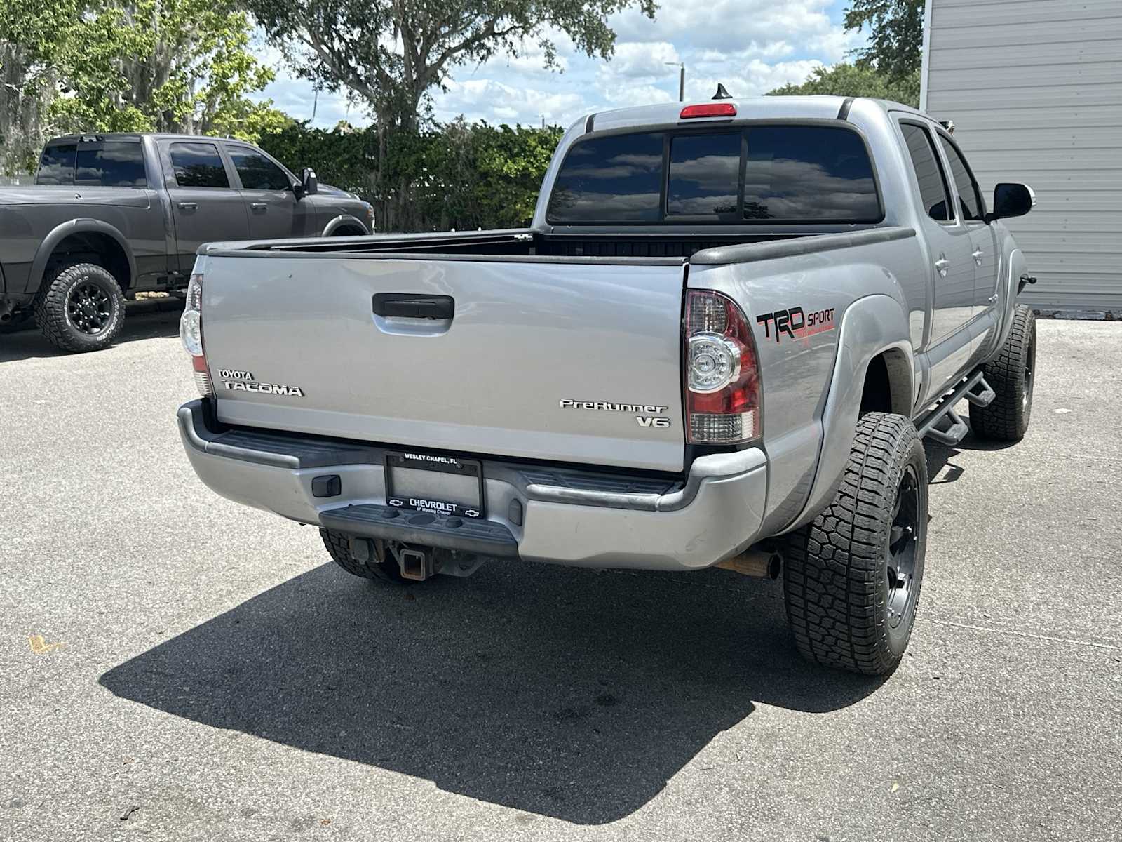 Thumbnail: 2015 Toyota Tacoma - 6