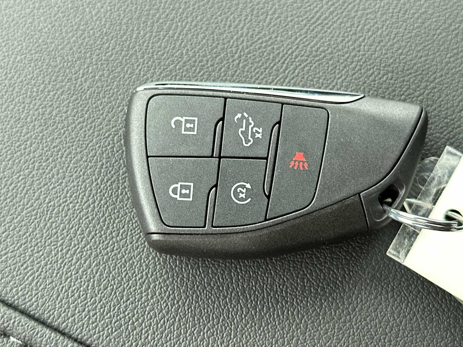 Thumbnail: 2026 Chevrolet Silverado 1500 - 26