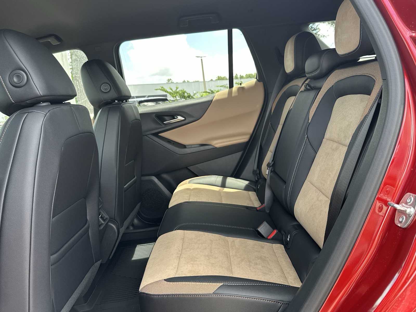 Thumbnail: 2026 Chevrolet Equinox - 17