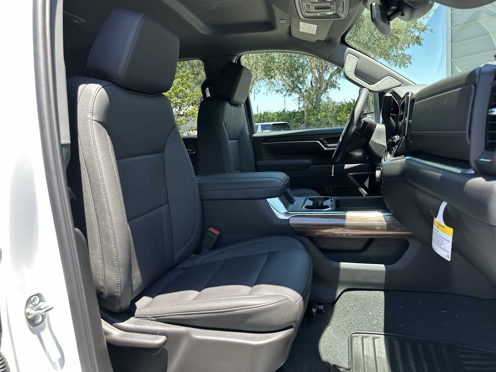 Thumbnail: 2026 Chevrolet Silverado 2500 - 19