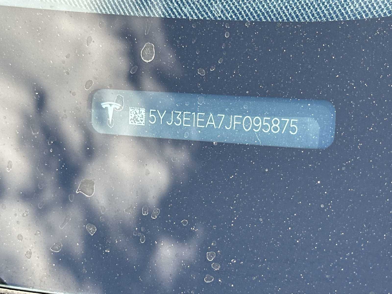 Thumbnail: 2018 Tesla Model 3 - 27