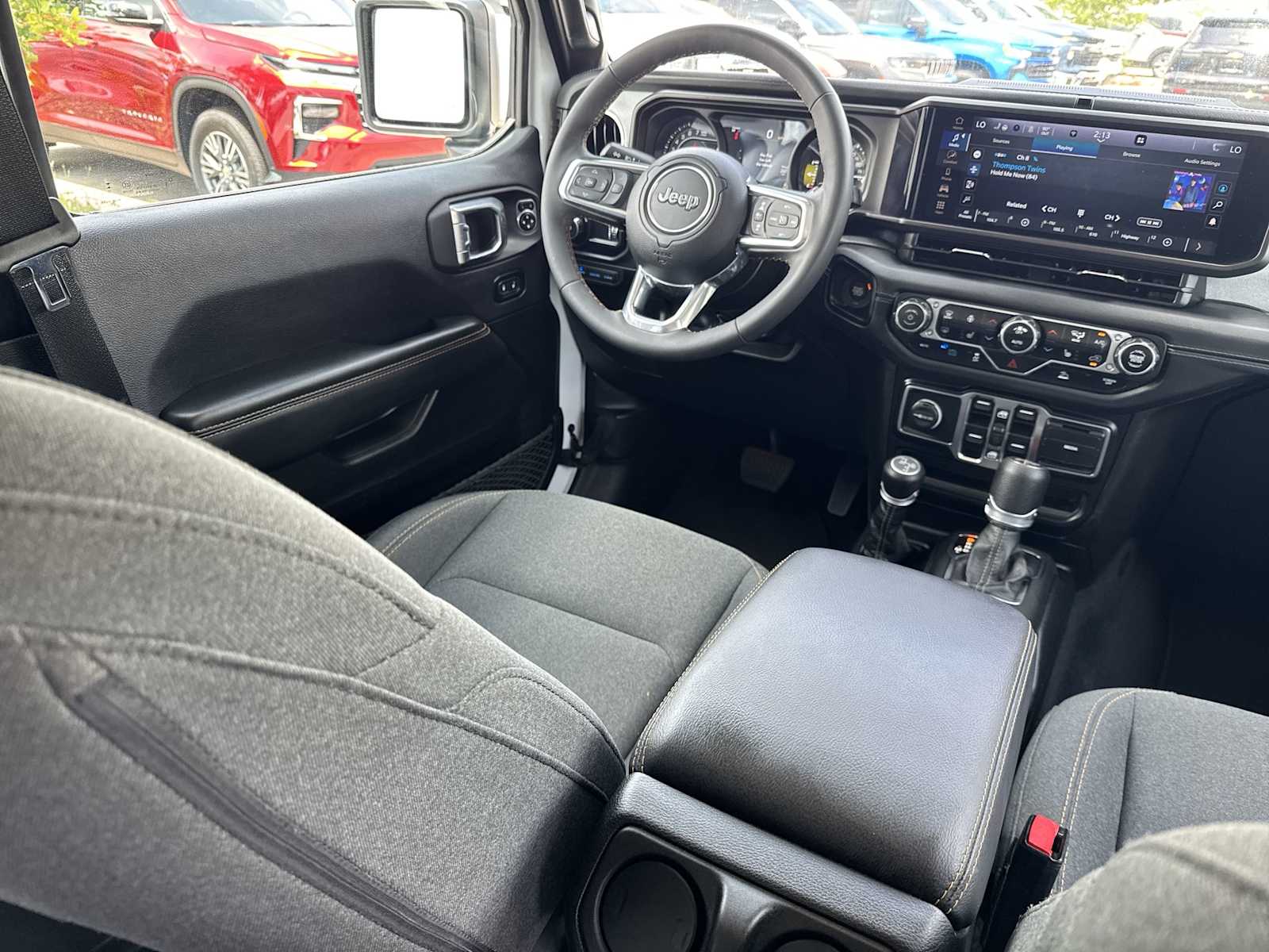 2024 Jeep Wrangler Sahara 15