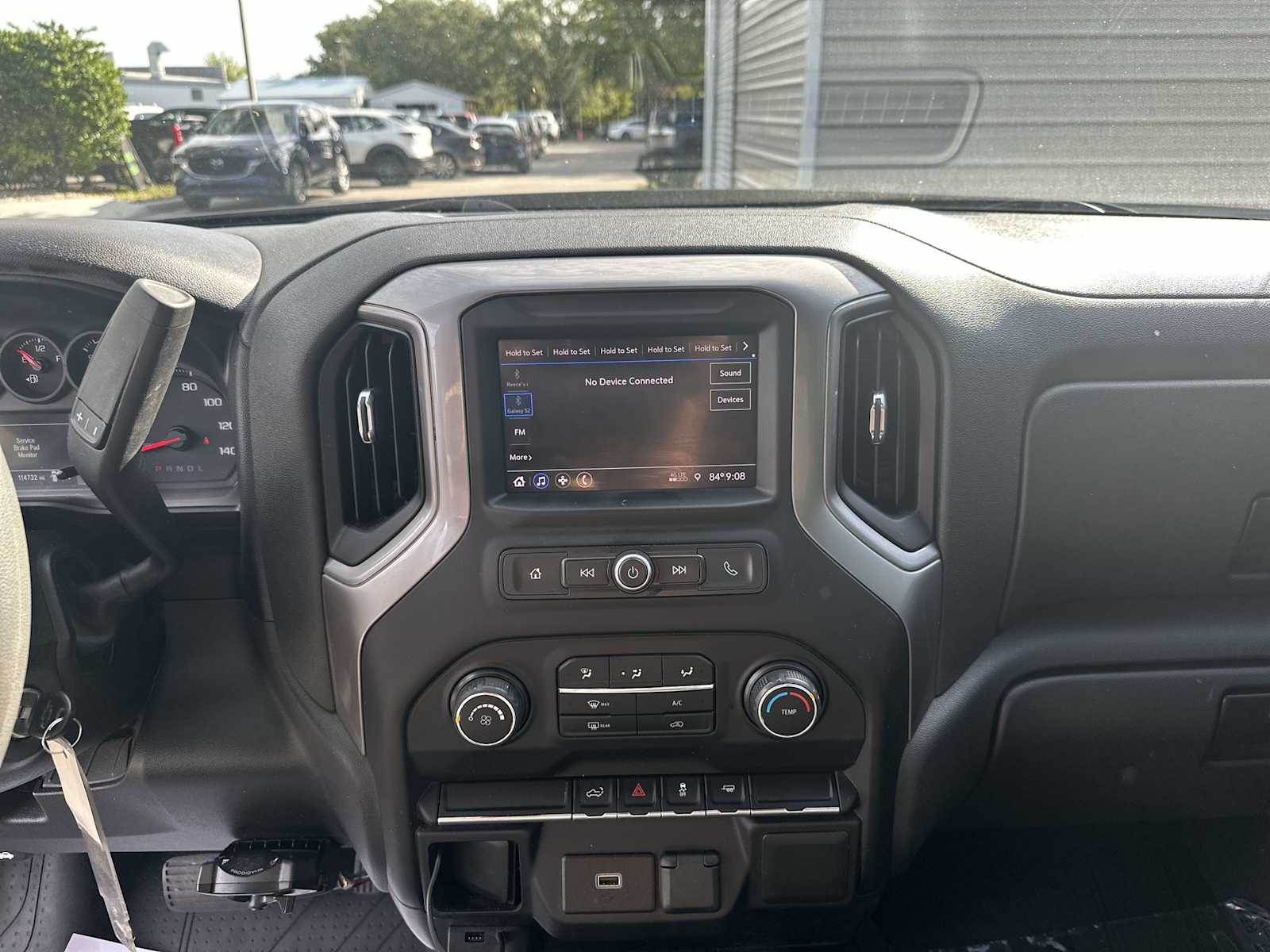 Thumbnail: 2020 Chevrolet Silverado 1500 - 21