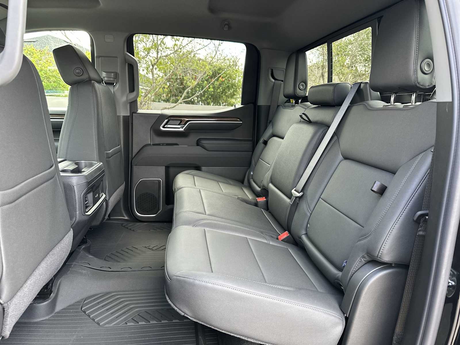 Thumbnail: 2026 Chevrolet Silverado 1500 - 17