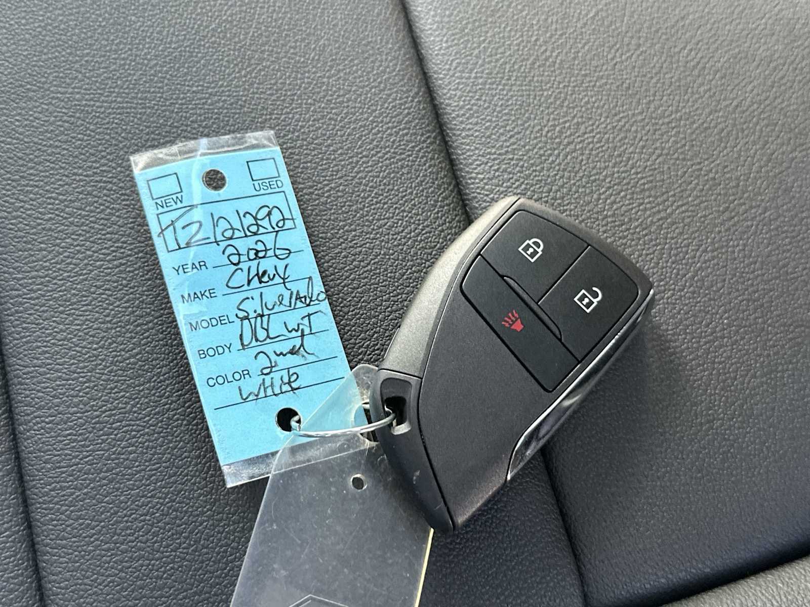 Thumbnail: 2026 Chevrolet Silverado 1500 - 26