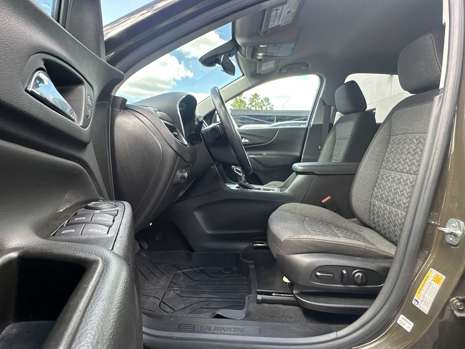 Thumbnail: 2024 Chevrolet Equinox - 15