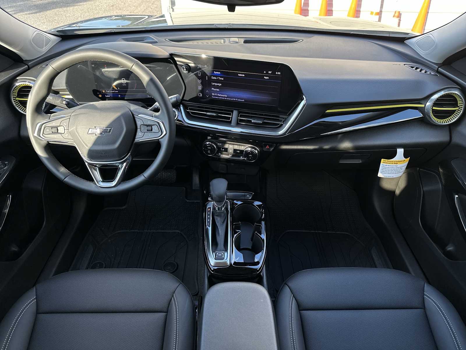 Thumbnail: 2026 Chevrolet Trax - 14