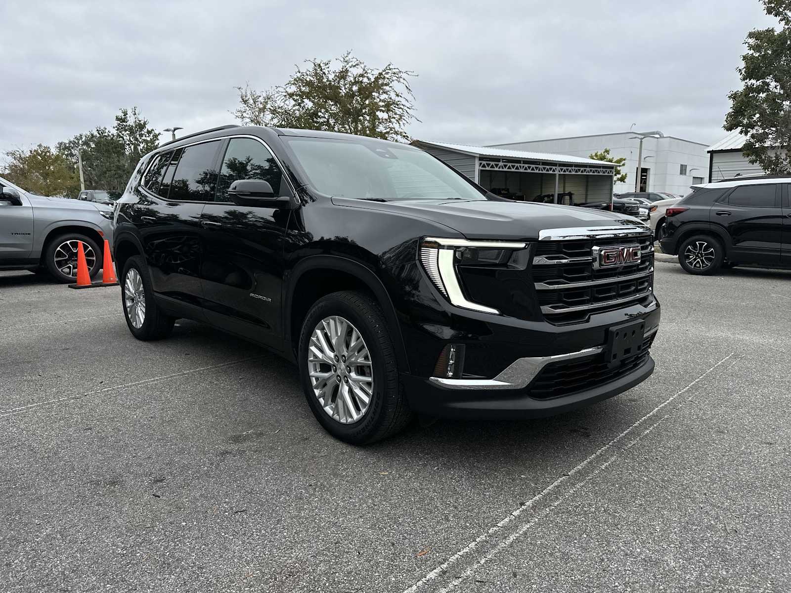 Thumbnail: 2024 GMC Acadia - 8