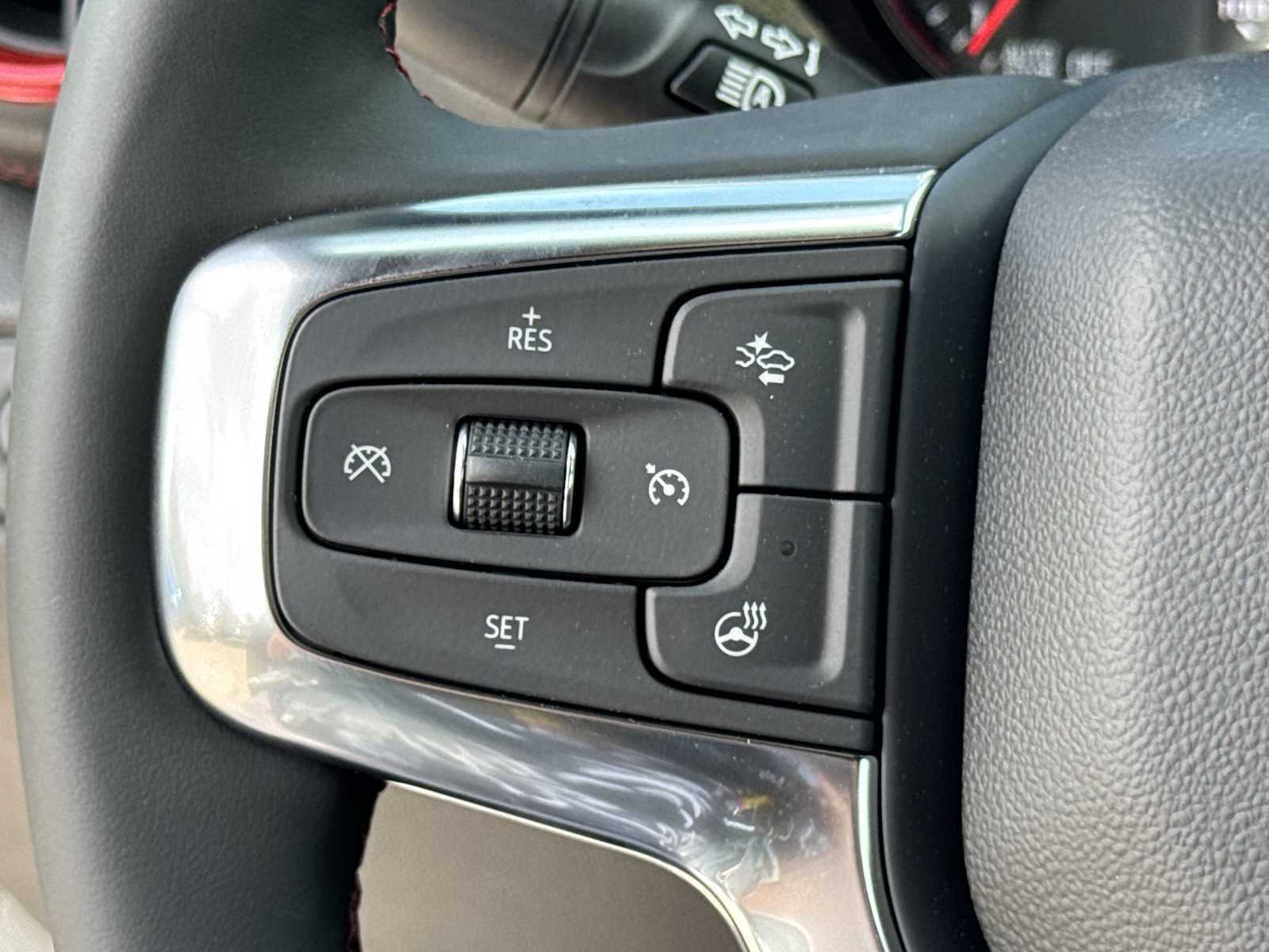 Thumbnail: 2025 Chevrolet Blazer - 27