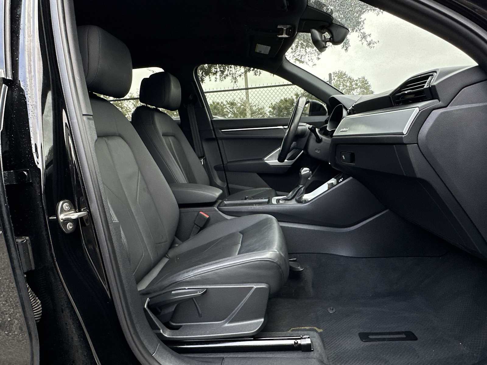 Thumbnail: 2020 Audi Q3 - 19