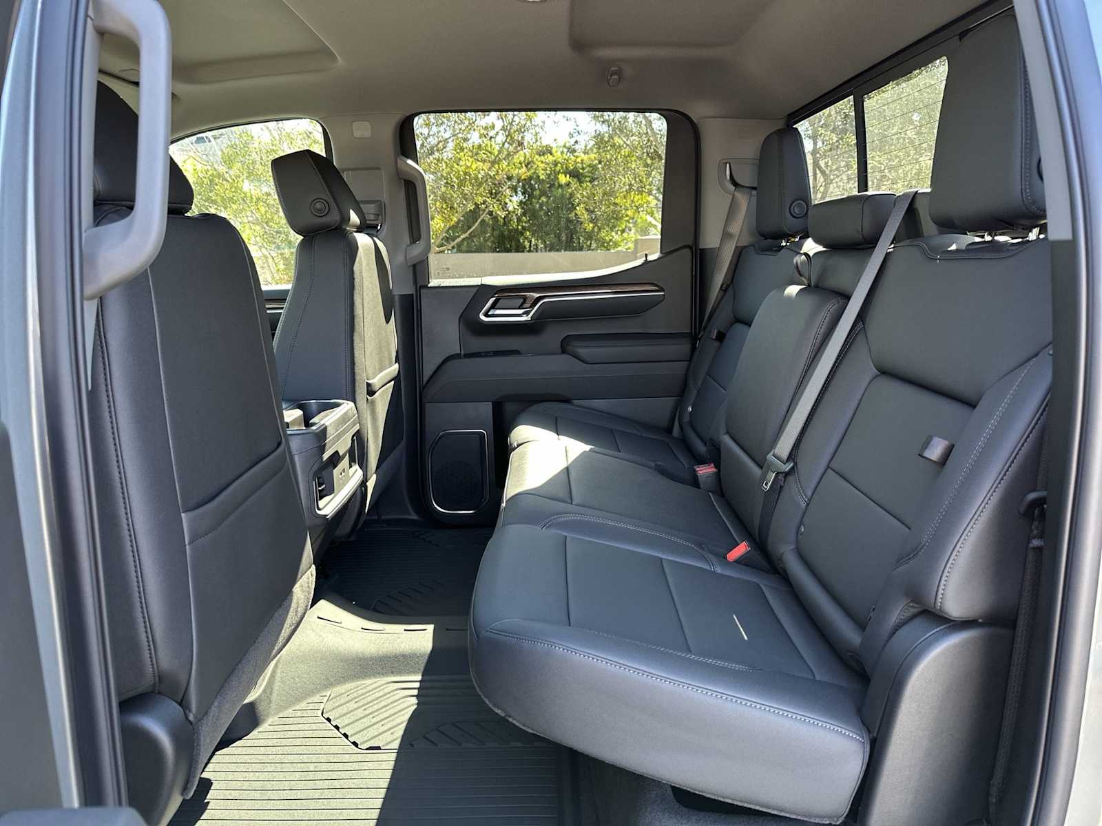 Thumbnail: 2026 Chevrolet Silverado 1500 - 17