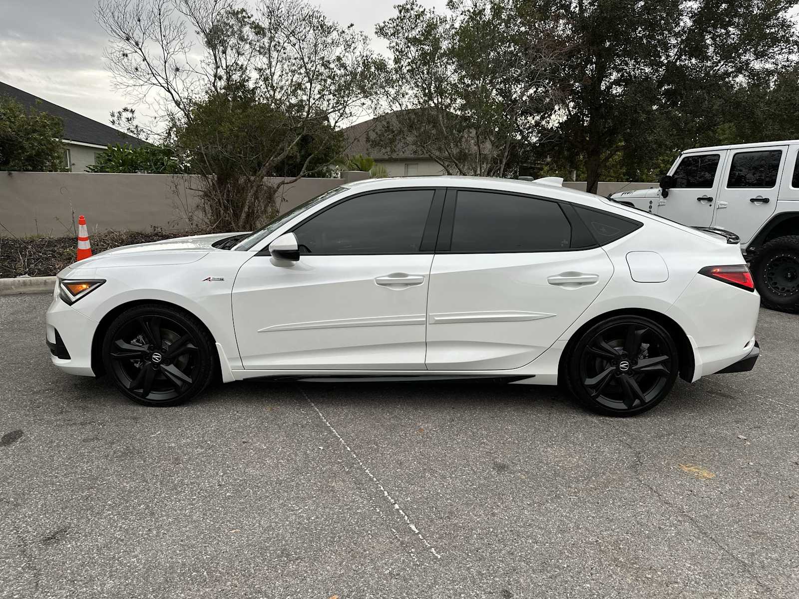 Thumbnail: 2023 Acura Integra - 4