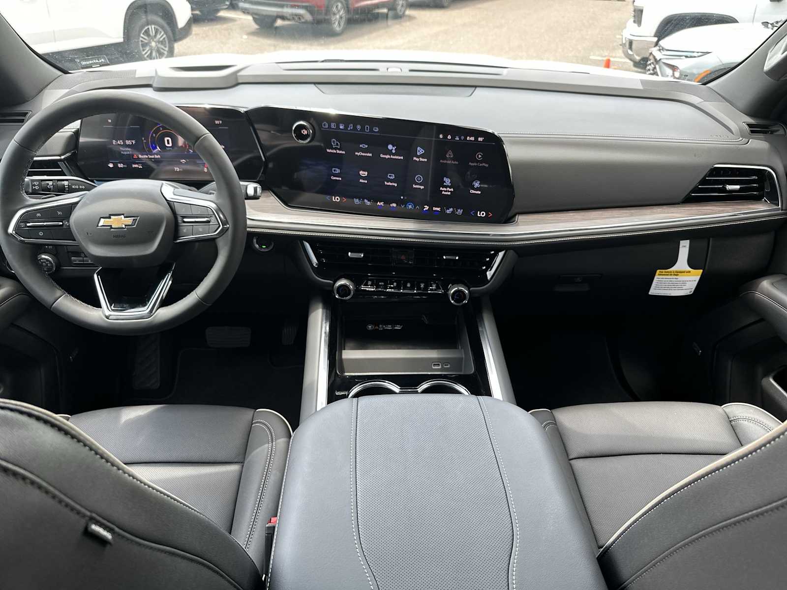 Thumbnail: 2025 Chevrolet Suburban - 14