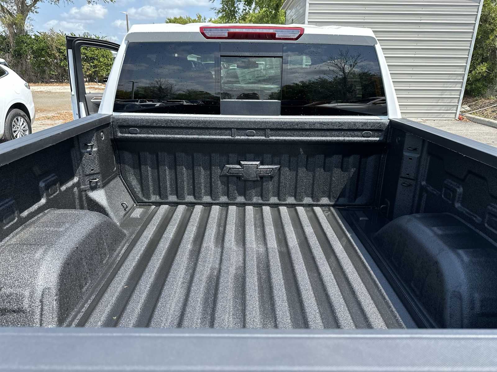 Thumbnail: 2026 Chevrolet Silverado 1500 - 25