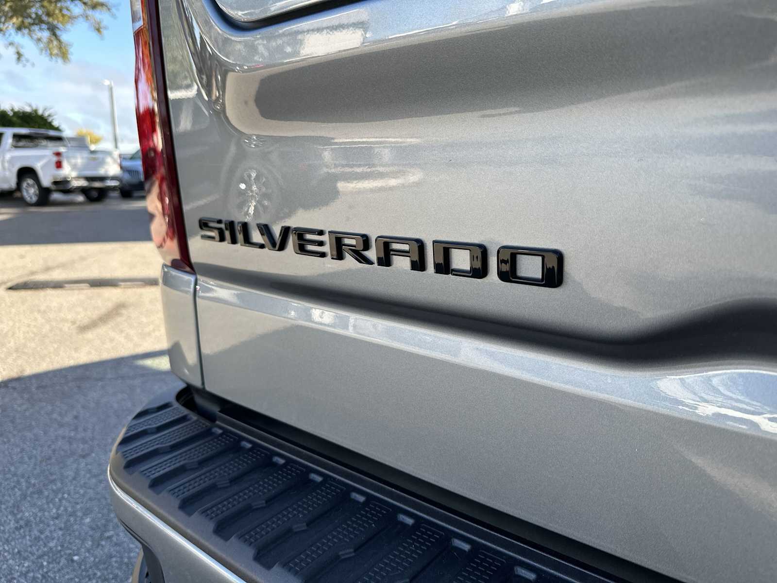 Thumbnail: 2026 Chevrolet Silverado 1500 - 11