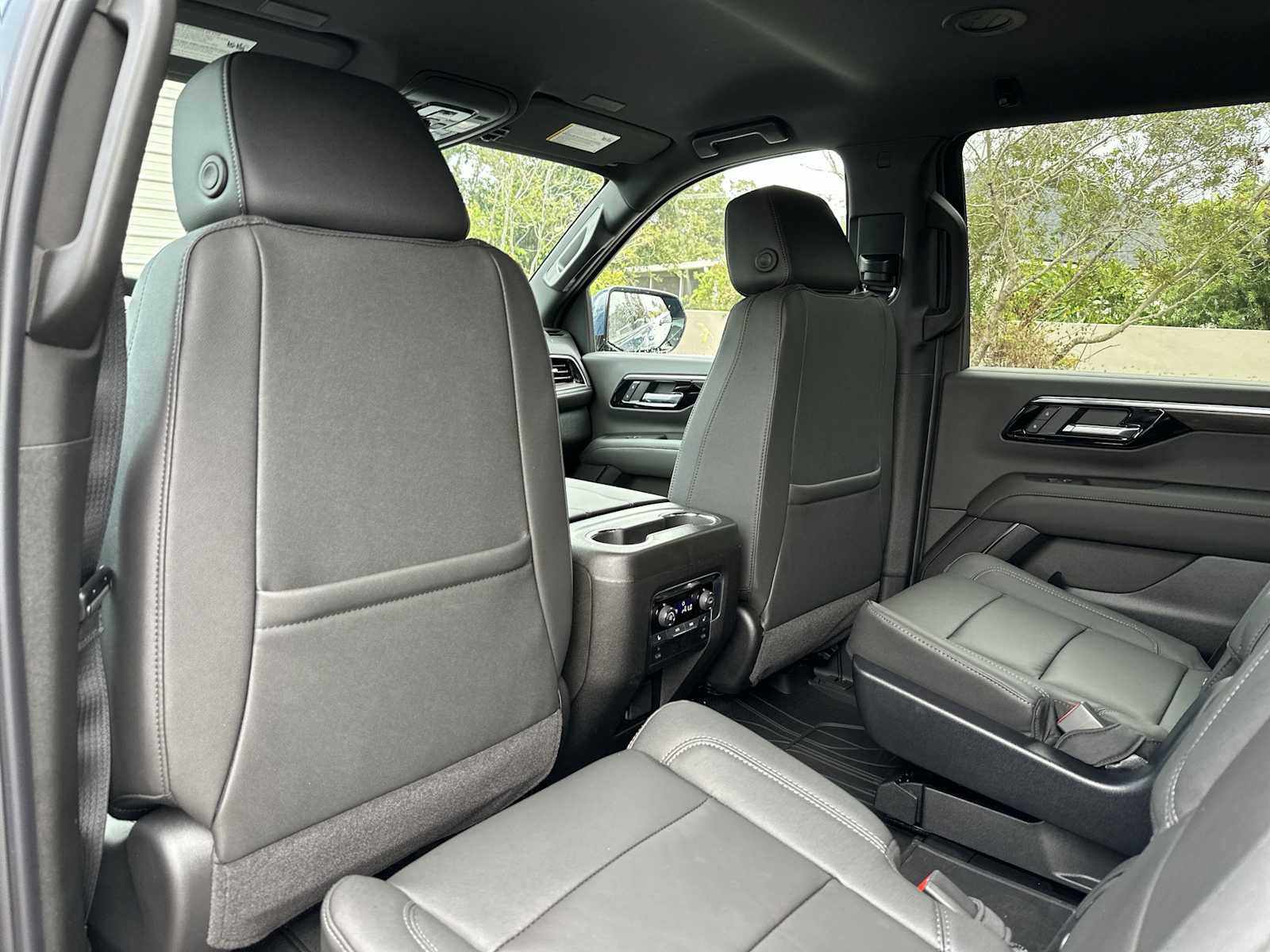 Thumbnail: 2026 Chevrolet Suburban - 16