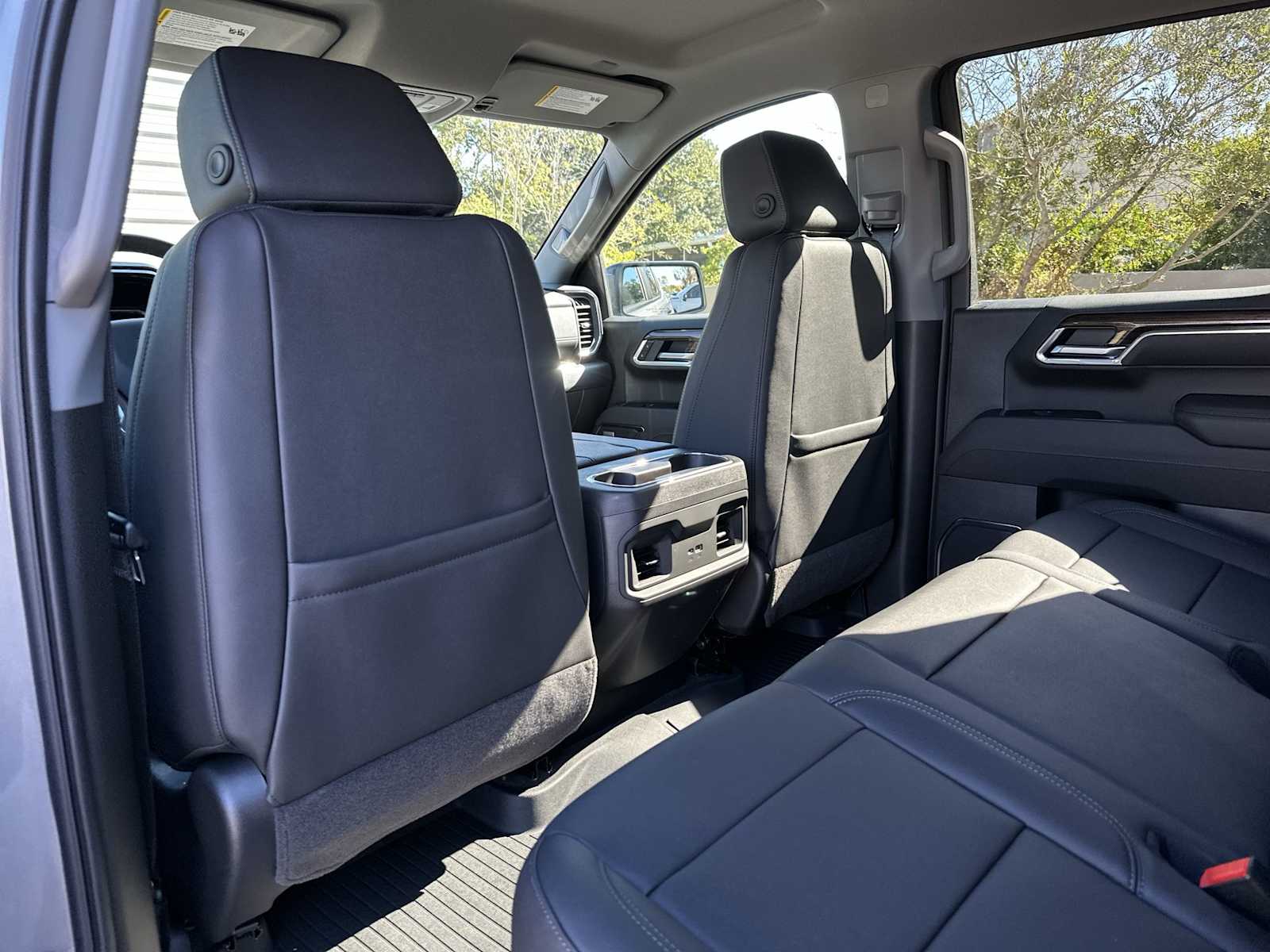 Thumbnail: 2026 Chevrolet Silverado 1500 - 16