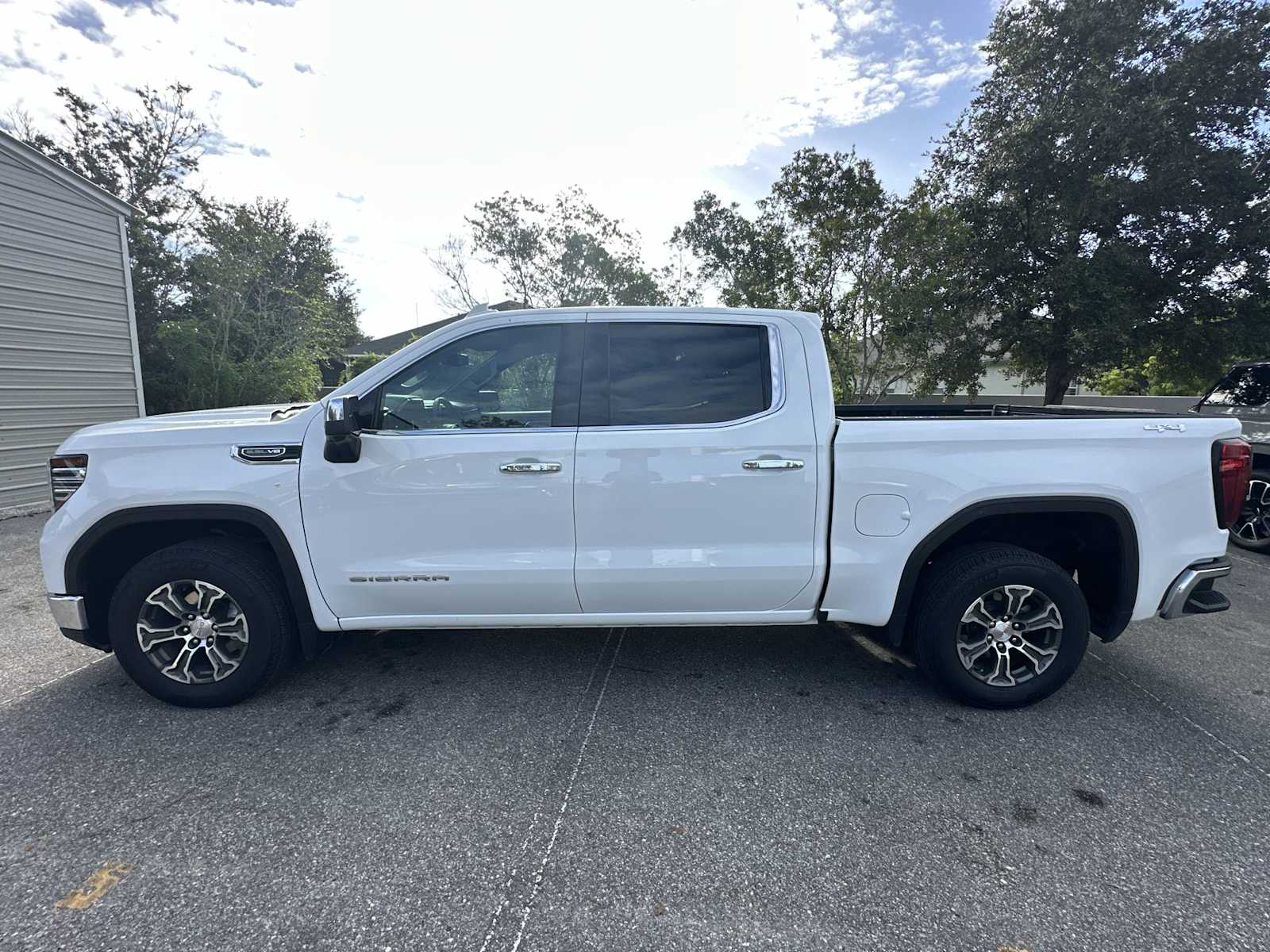 Thumbnail: 2024 GMC Sierra 1500 - 3