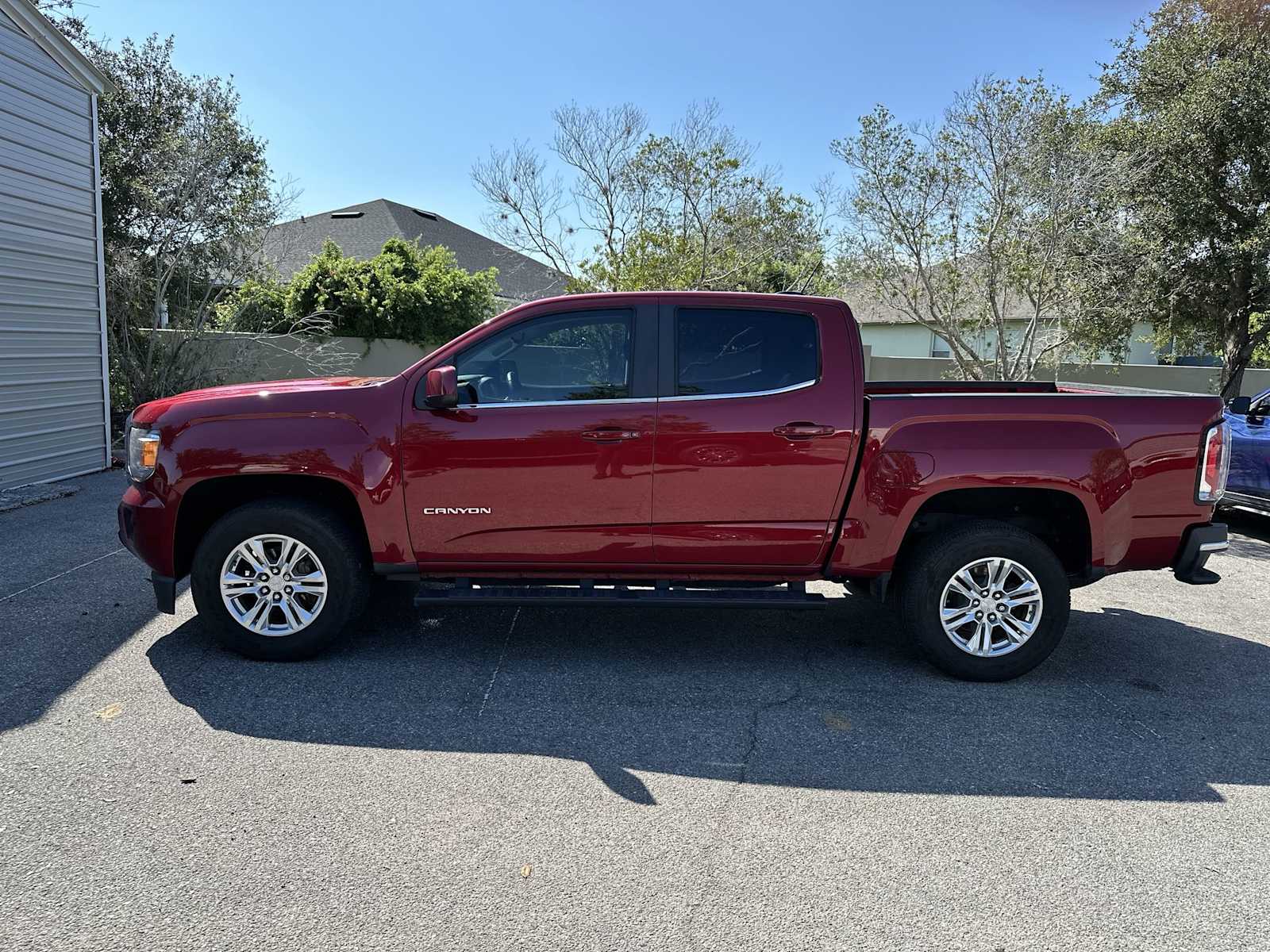 Thumbnail: 2020 GMC Canyon - 3