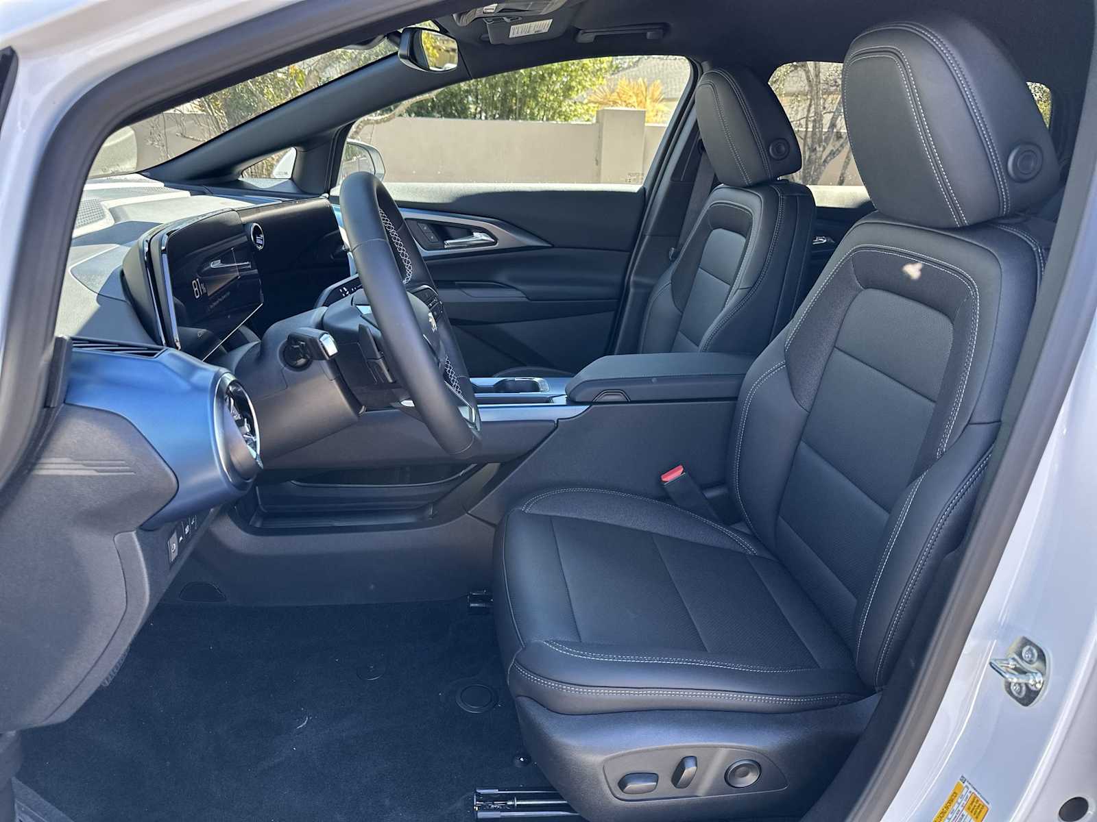 Thumbnail: 2026 Chevrolet Equinox - 15