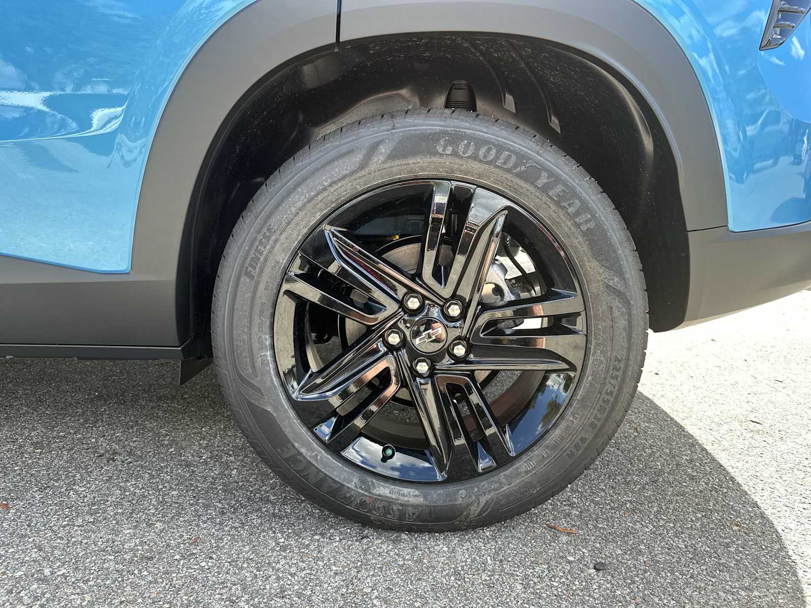 Thumbnail: 2026 Chevrolet Trax - 12