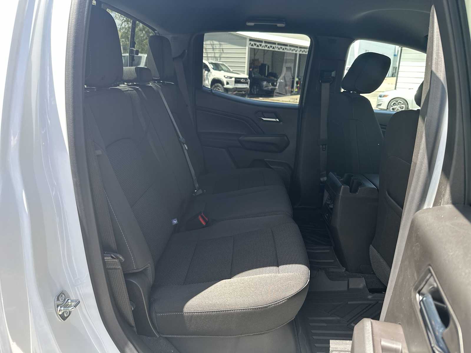 Thumbnail: 2026 Chevrolet Colorado - 18