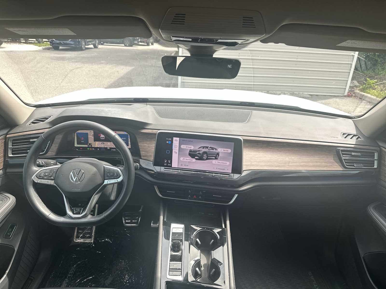 ヴィヴィ様確認ページ Used 2025 Volkswagen SUV 2.0T SEL Premium R-Line Opal White Pearl