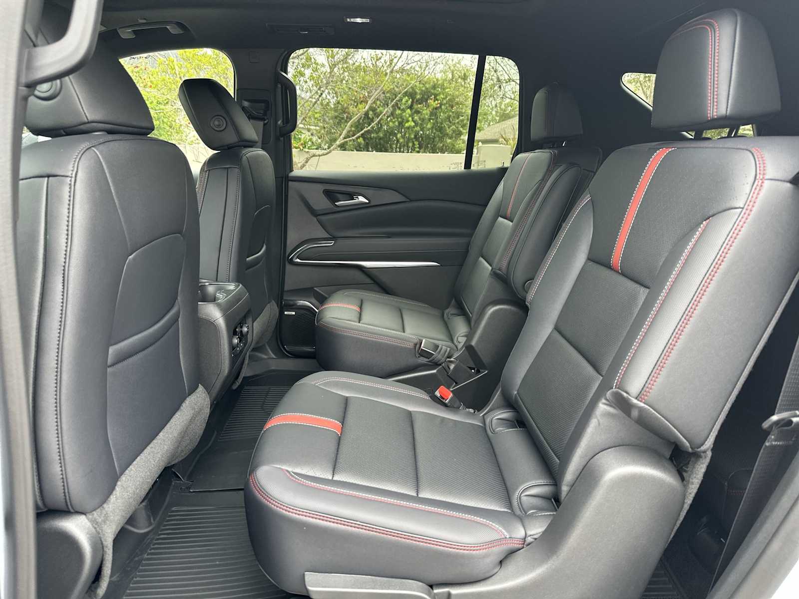 Thumbnail: 2026 Chevrolet Traverse - 18