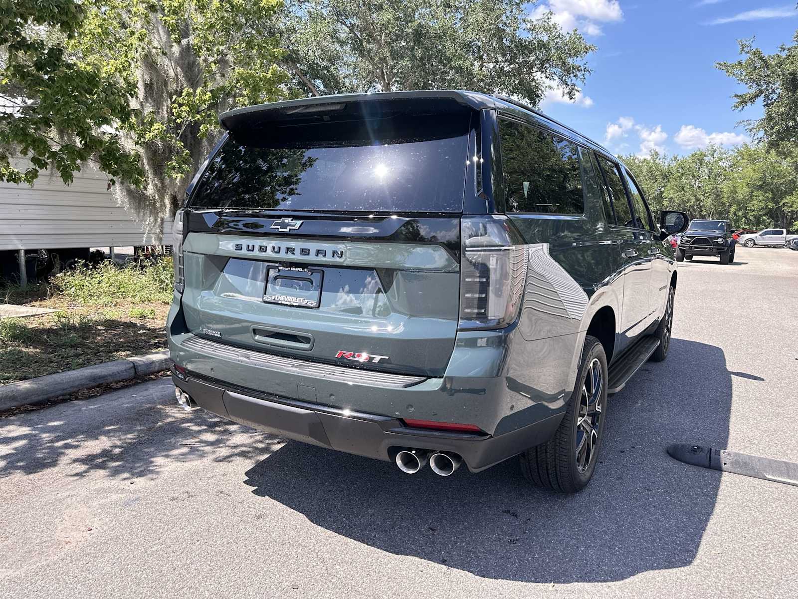 Thumbnail: 2026 Chevrolet Suburban - 6