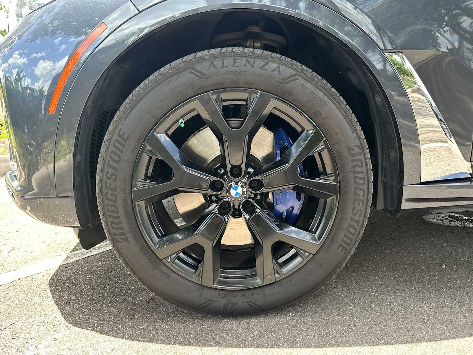 Thumbnail: 2019 BMW X7 - 12
