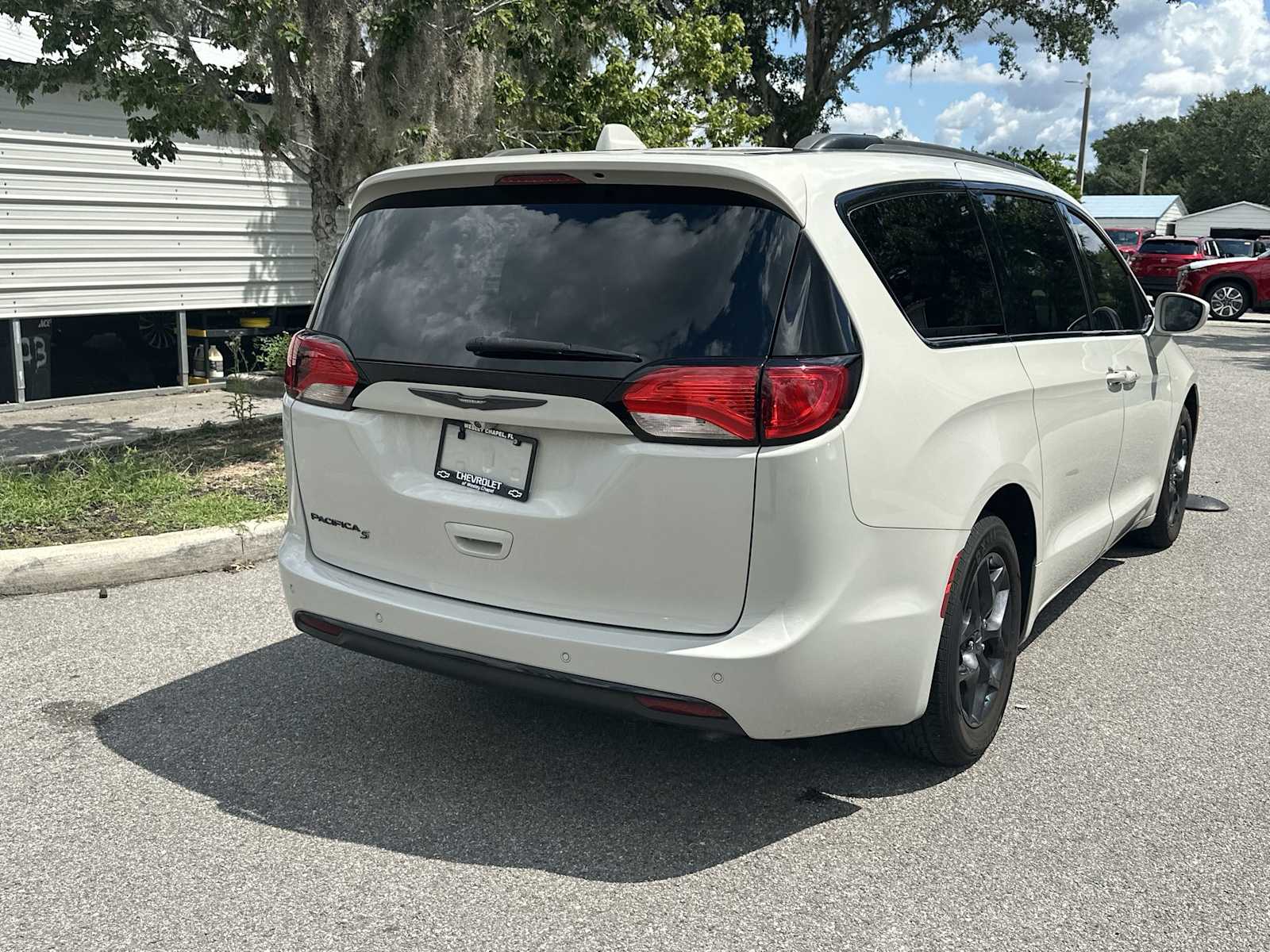 Thumbnail: 2020 Chrysler Pacifica - 6