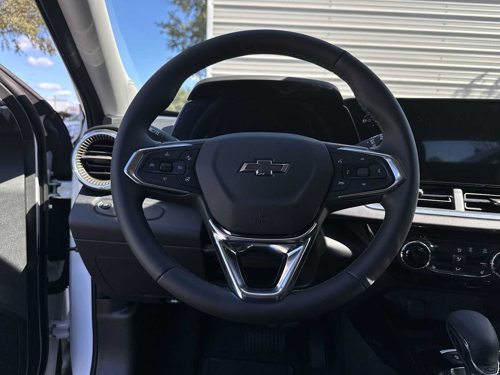 Thumbnail: 2026 Chevrolet Trax - 21