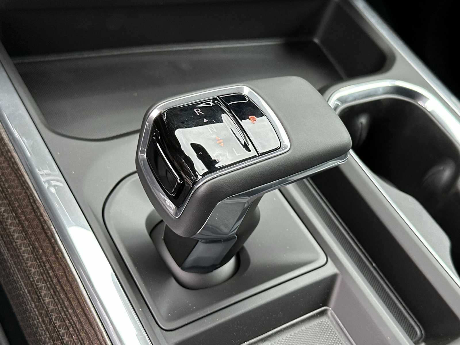 Thumbnail: 2026 Chevrolet Silverado 1500 - 23