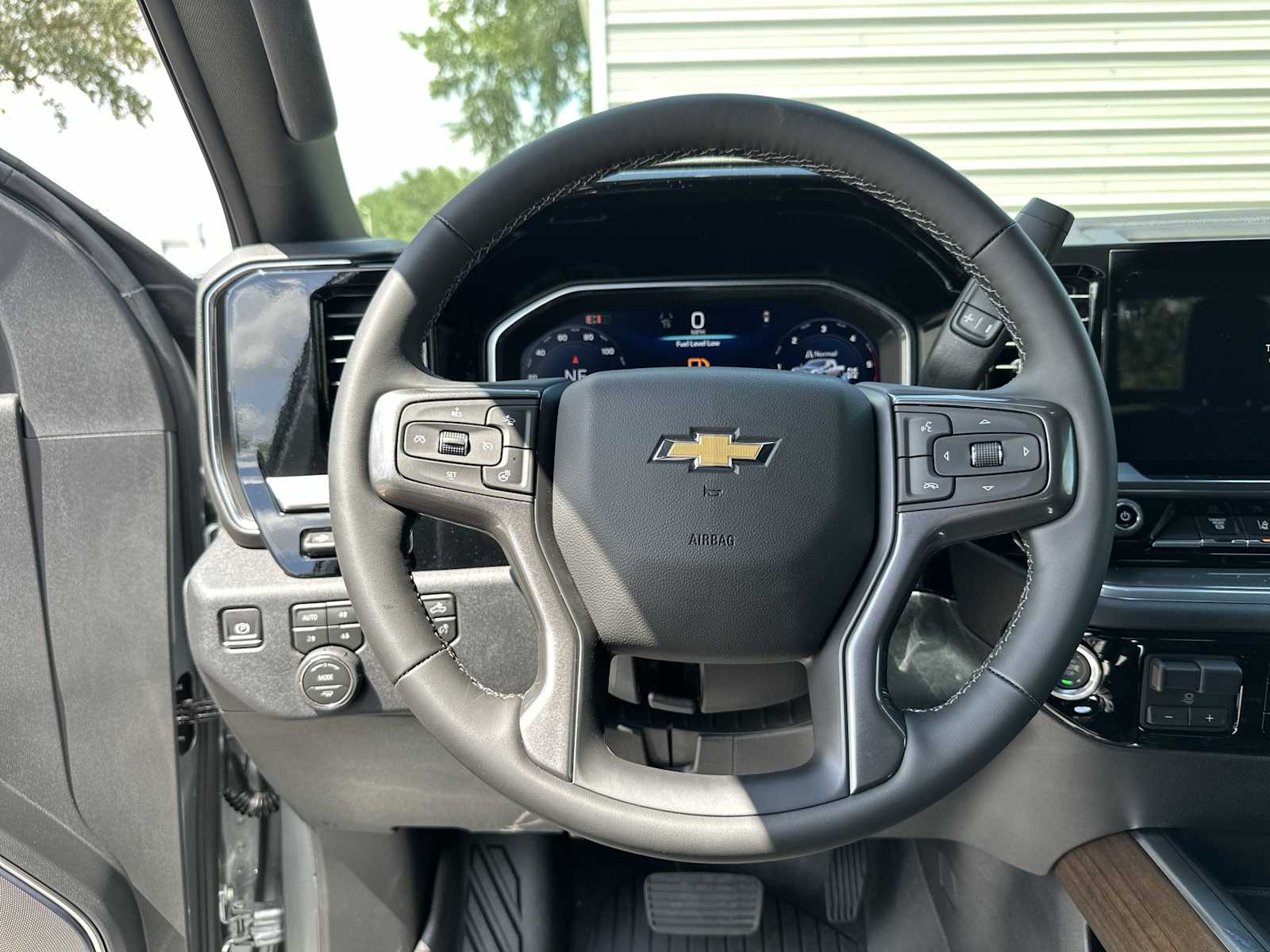 Thumbnail: 2026 Chevrolet Silverado 2500 - 20