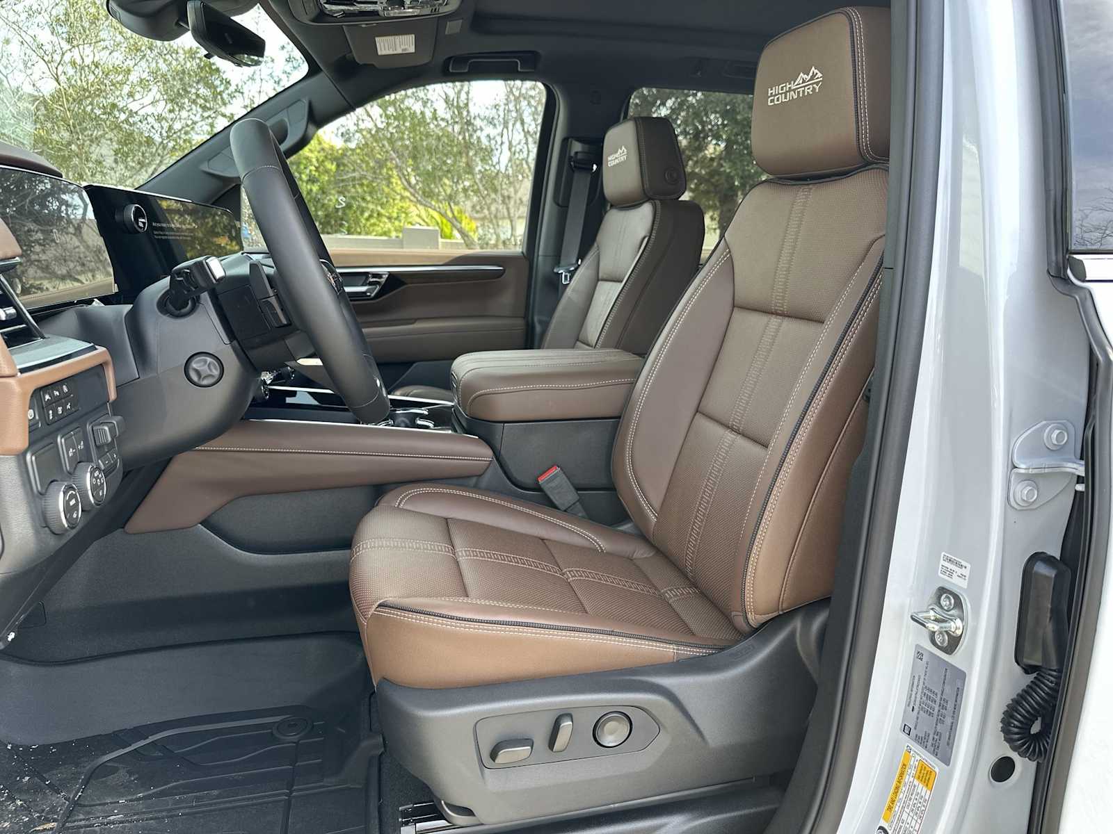 Thumbnail: 2026 Chevrolet Tahoe - 2