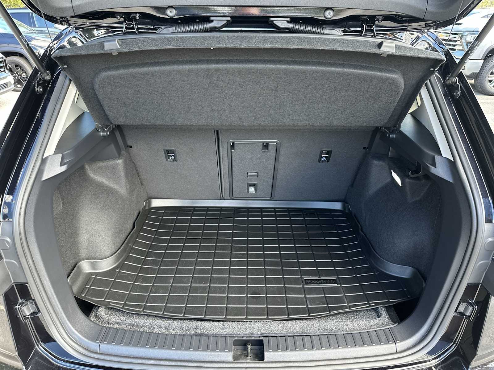 Thumbnail: 2025 Volkswagen Taos - 25