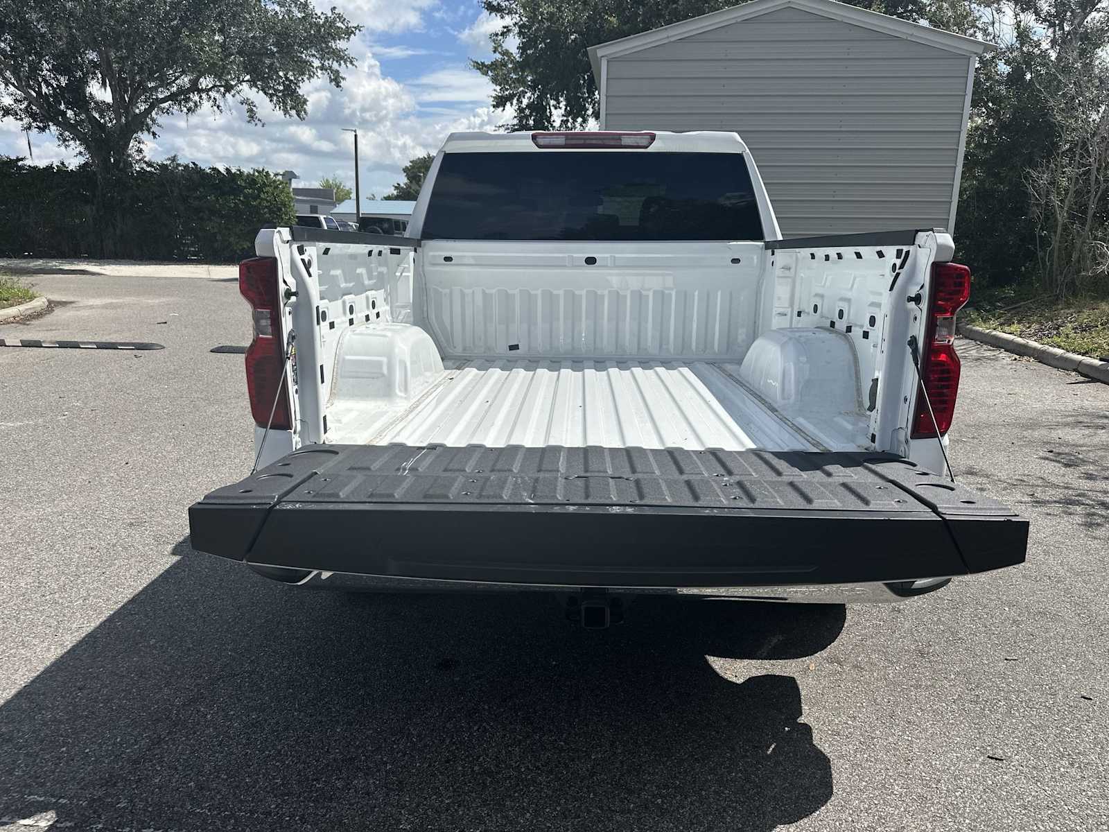 Thumbnail: 2023 Chevrolet Silverado 1500 - 25
