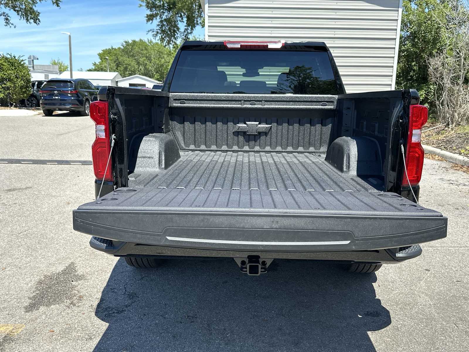Thumbnail: 2026 Chevrolet Silverado 1500 - 25