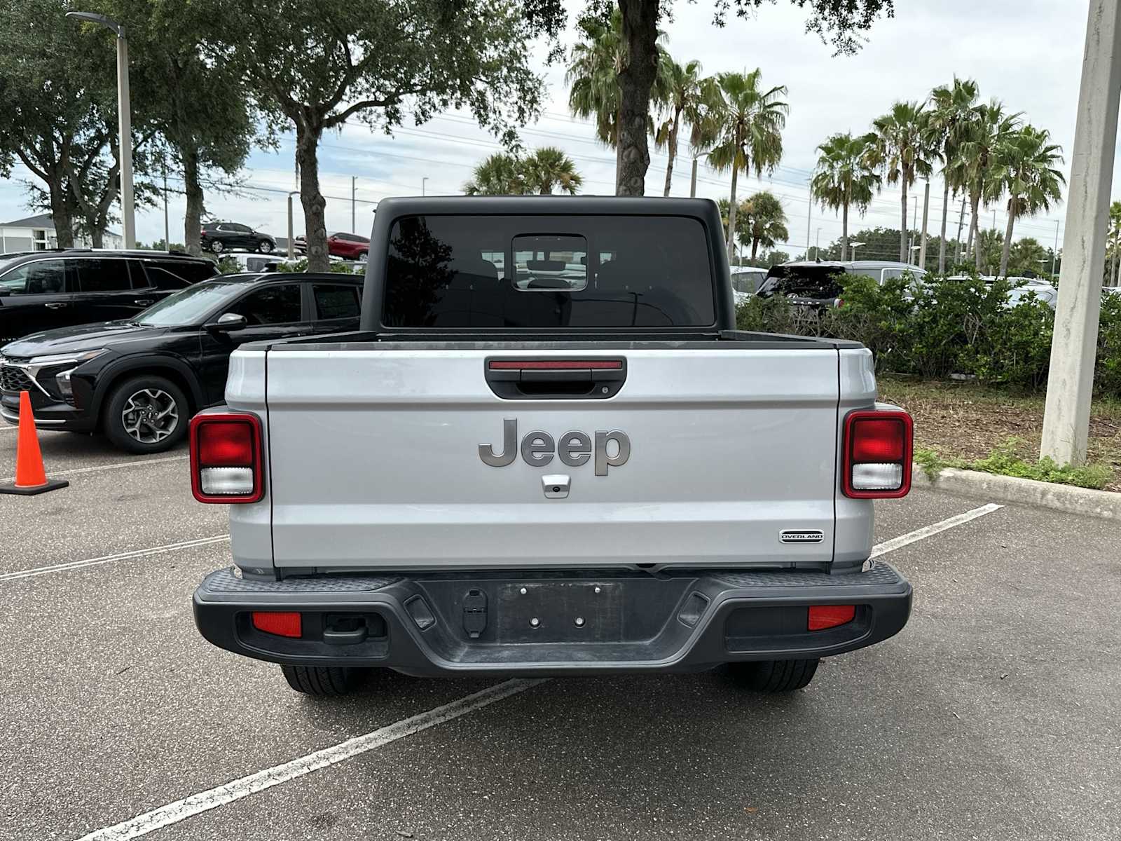 Thumbnail: 2023 Jeep Gladiator - 5