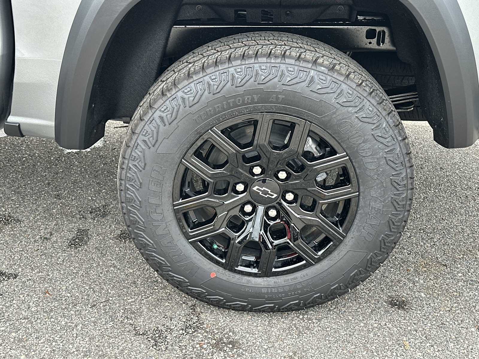 Thumbnail: 2026 Chevrolet Colorado - 12