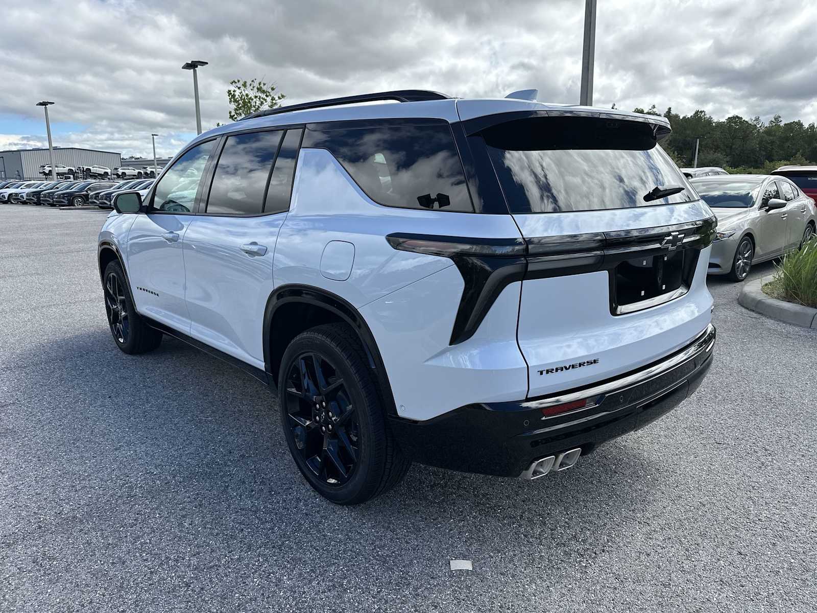 Thumbnail: 2026 Chevrolet Traverse - 4