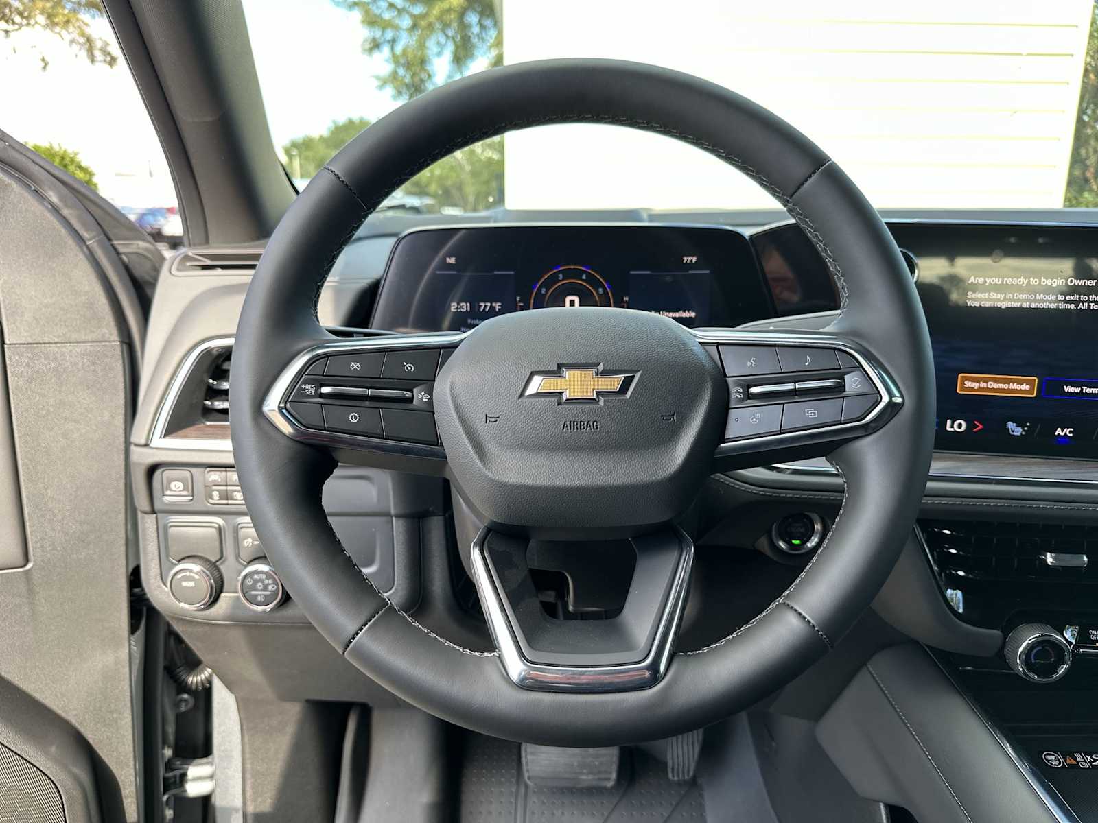 Thumbnail: 2026 Chevrolet Tahoe - 20